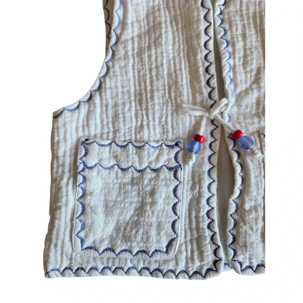 Zara Girls White Quilted Cotton Vest Blue Scallop Beaded Size 6-7Y‎ Coastal Boho